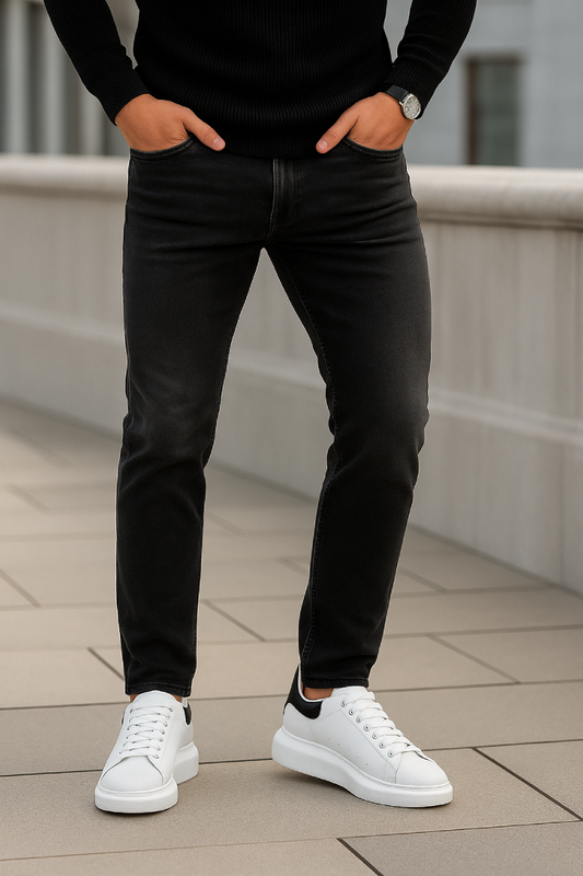THE OSCAR JEANS