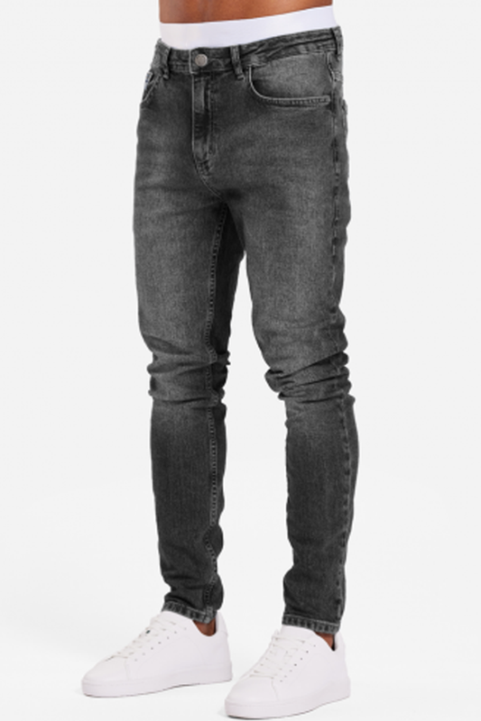 THE SERRANO JEANS