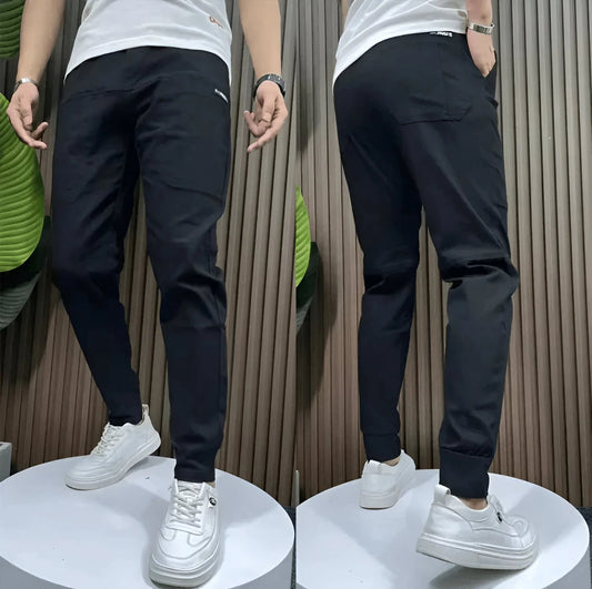 THE CARGO PANTS